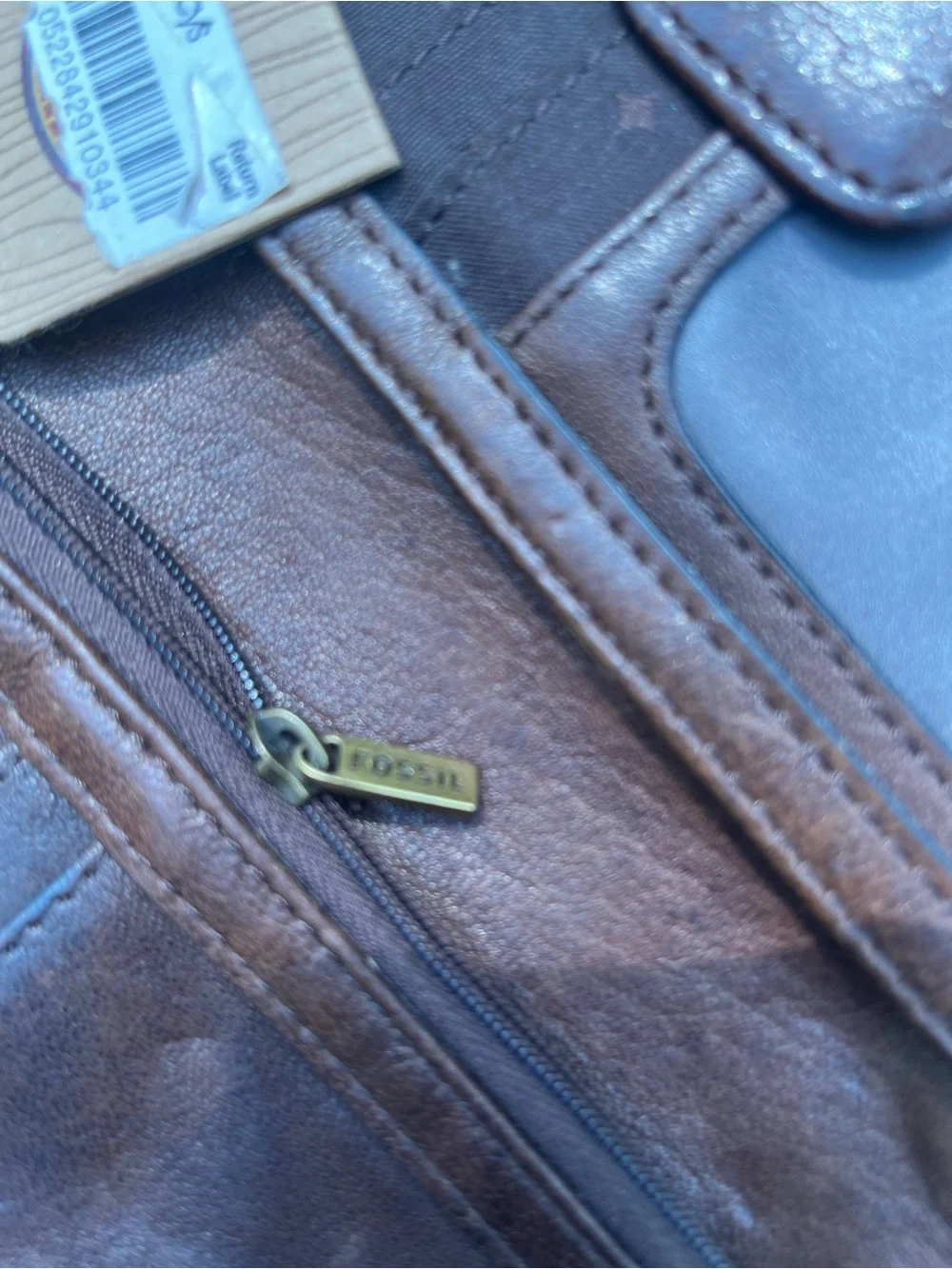 Fossil Brown Leather Zip Wallet with Brass Logo Plate